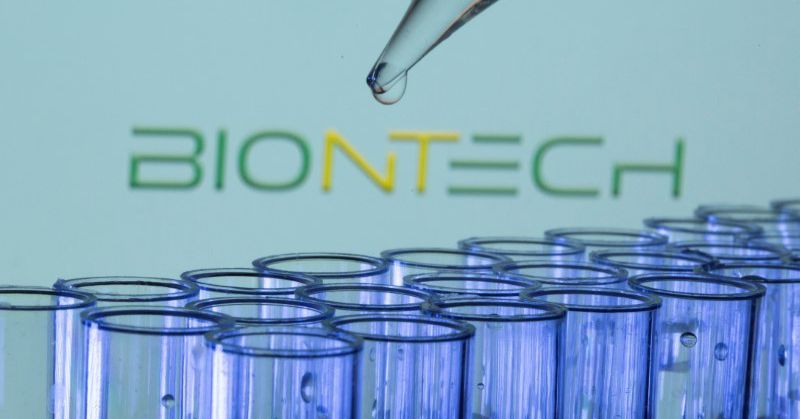 Hongkongská studie ukazuje, že záběry BioNTech mají silnější protilátkovou odpověď než Sinovac