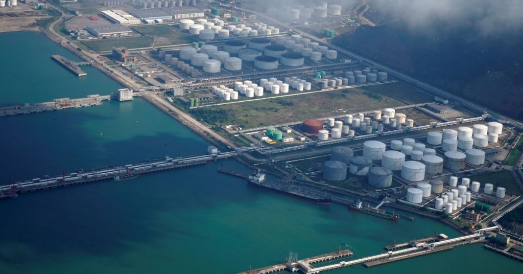 Saúdská Arábie je na prvním místě v dodávkách ropy do Číny v říjnu – celní údaje