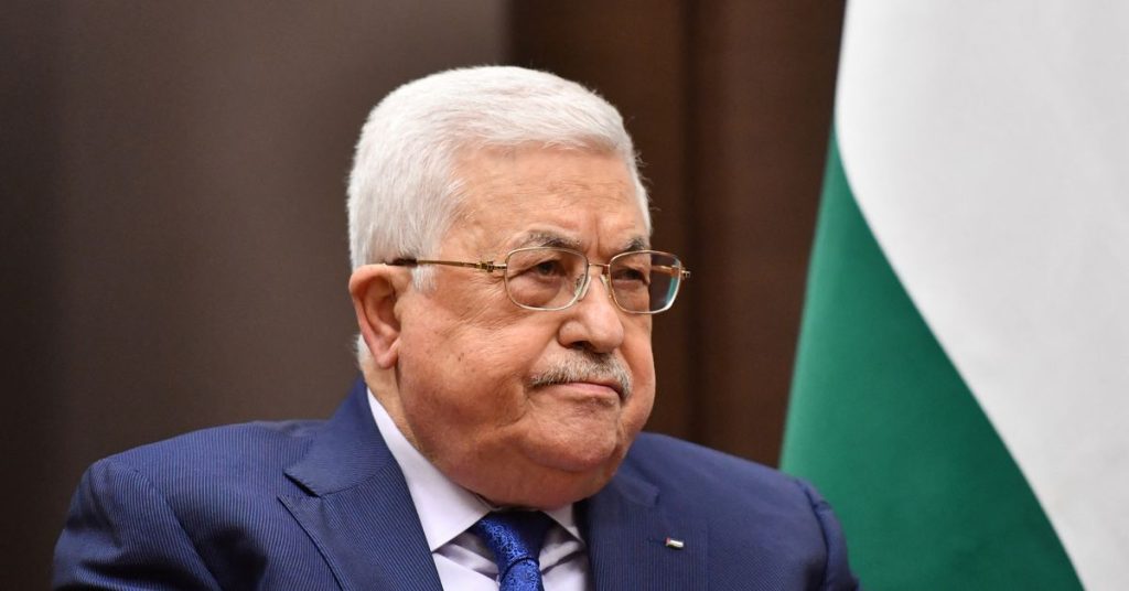 Palestinci hlasují v místních volbách uprostřed rostoucího hněvu na Abbáse