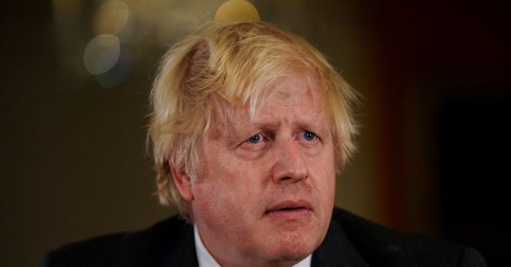 Britský premiér Johnson čelí povstání v parlamentu kvůli opatřením proti koronaviru