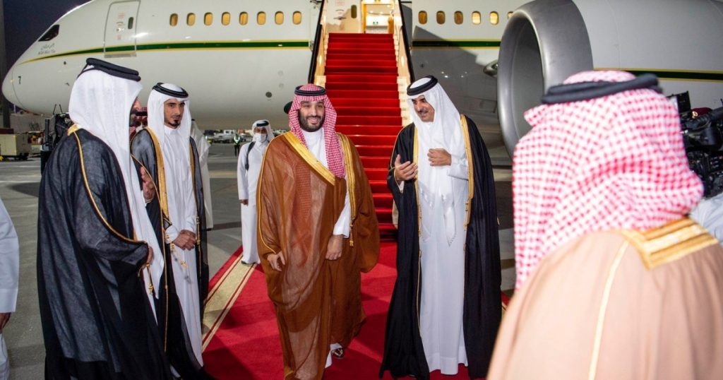 Mohammed bin Salmán navštívil Katar poprvé od konce blokády |  Zprávy
