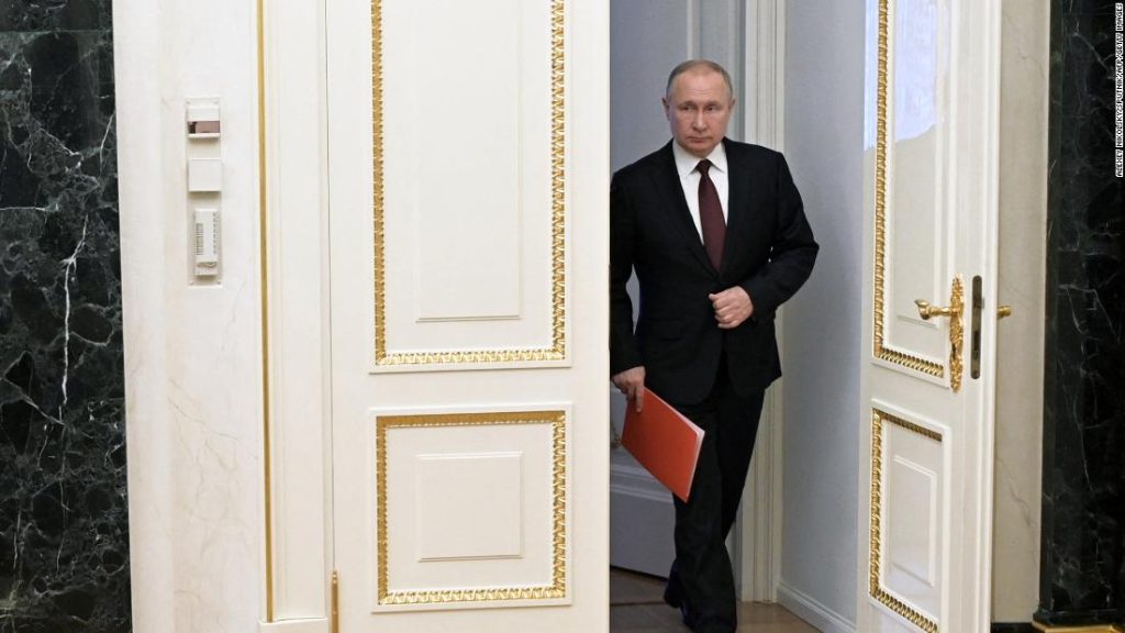 Spojené státy očekávaly sankce proti Putinovi již dnes, uvedly zdroje CNN