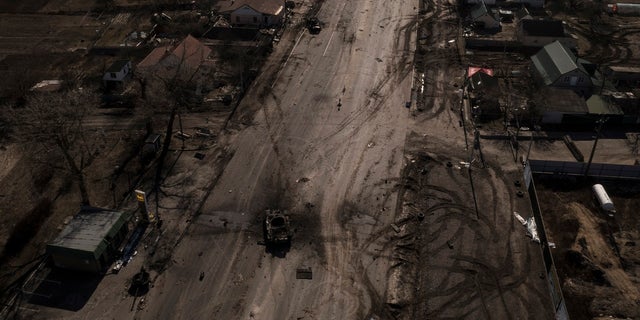 Ruské tanky zničeny na hlavní silnici 