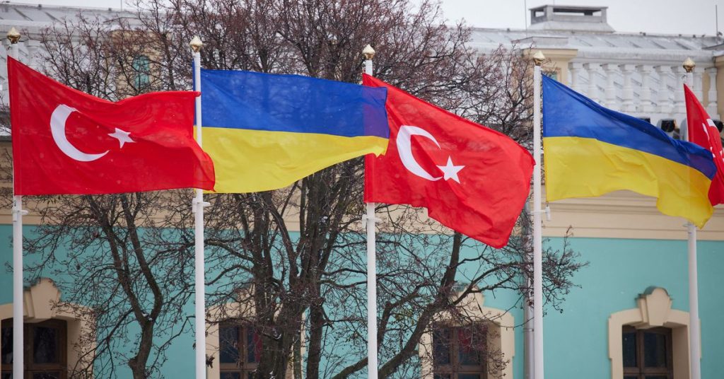Ukrajinský diplomat řekl, že Ukrajina, která spolupracuje s Tureckem, chápe paralelní vztahy s Ruskem