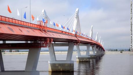Čína a Rusko staví mosty.  Avatar zamýšlel