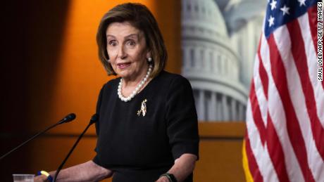 Nancy Pelosiová se vydává na významnou cestu do Asie s návštěvou Singapuru