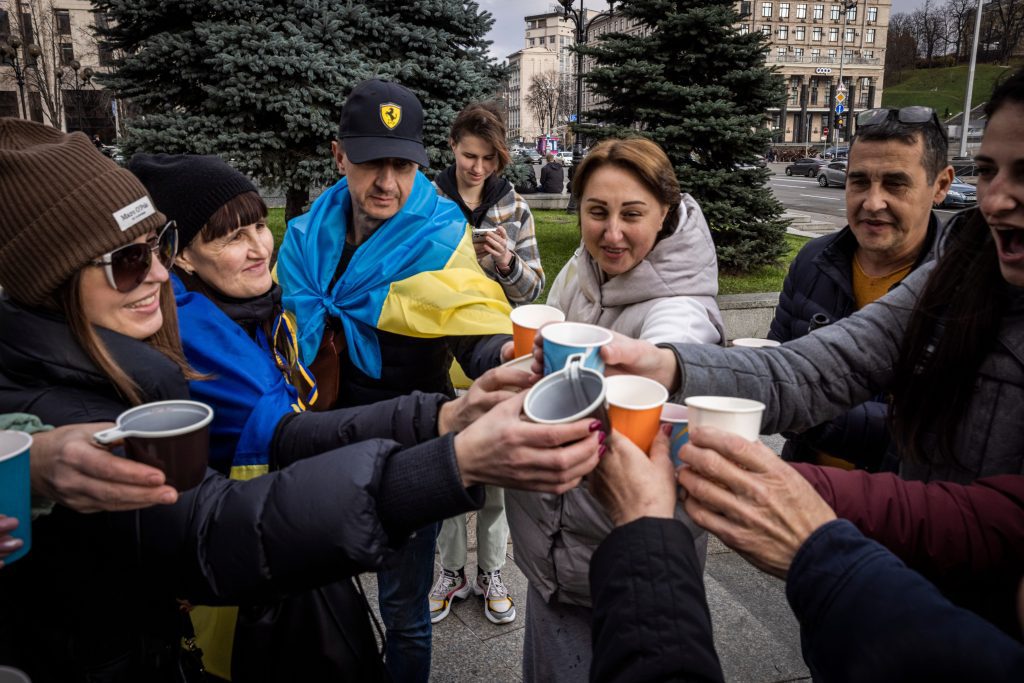Ukrainians celebrate Russians pulling out of Kherson: Key city