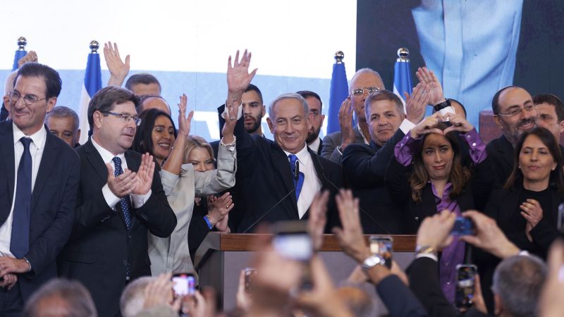 Izraelský premiér Yair Lapid blahopřeje Benjaminu Netanjahuovi k volebnímu vítězství